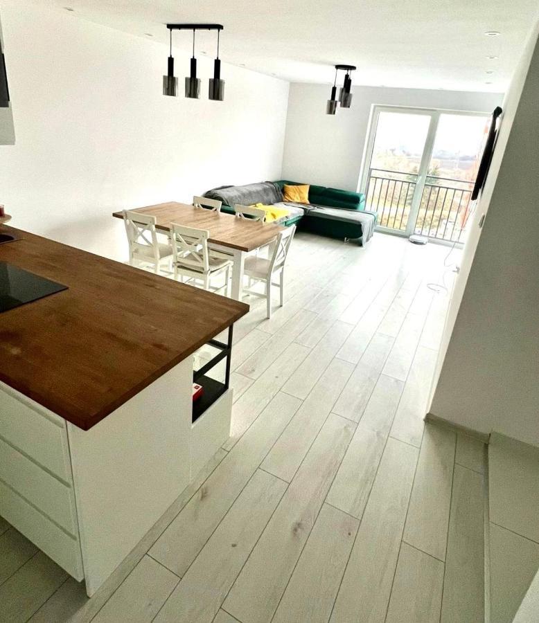 Skyview Apartament Apartment Przemysl Ngoại thất bức ảnh